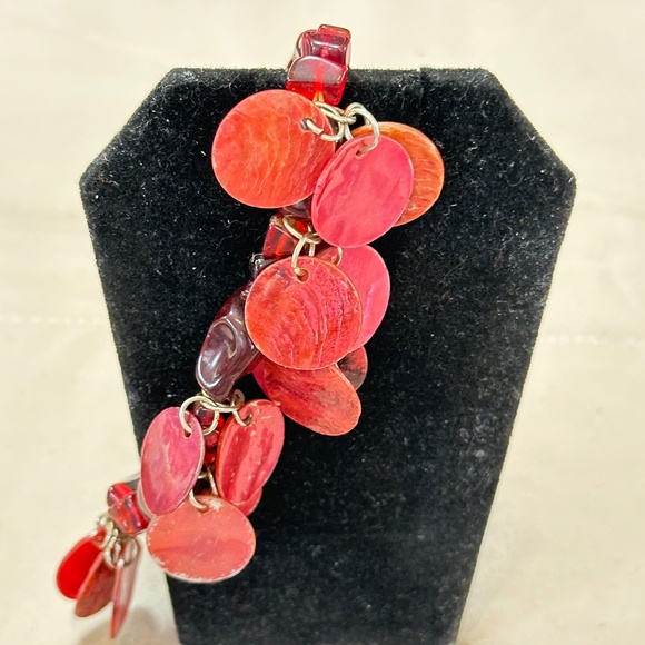 2/$15 Round Red shell discs stones/nuggets & rectangular beads stretchy bracelet - Picture 5 of 11